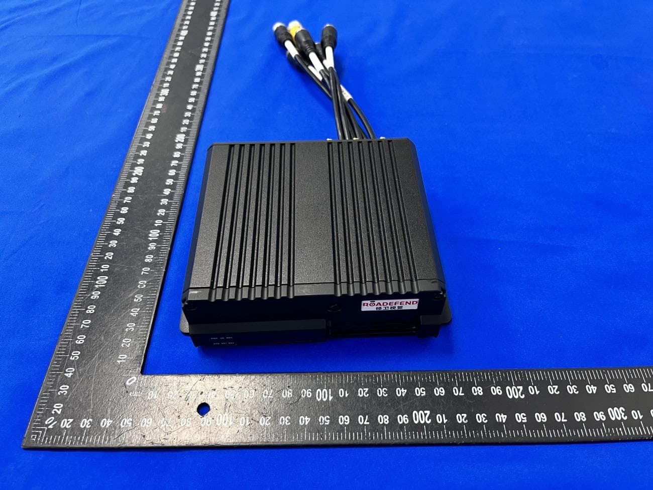 Proactive AI Safety System - FCC ID 2AXWG-AI-8-BOX - Roadefend Intelligence Technology (Shanghai) Co.,Ltd. (2)