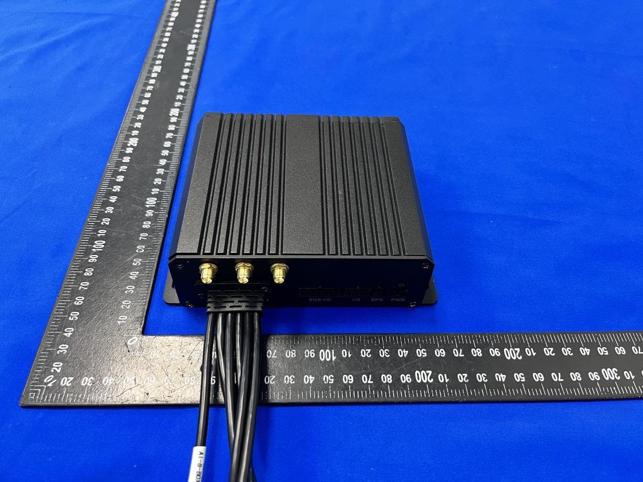 Proactive AI Safety System - FCC ID 2AXWG-AI-8-BOX - Roadefend Intelligence Technology (Shanghai) Co.,Ltd. (3)
