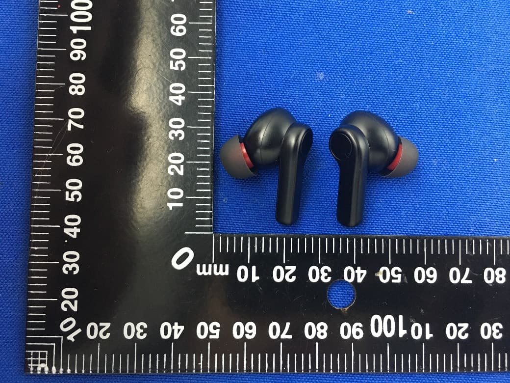 True Wireless Gaming Earphone - FCC ID 2AXWI-M3001 - 5-Link Technology Co., Ltd. (2)