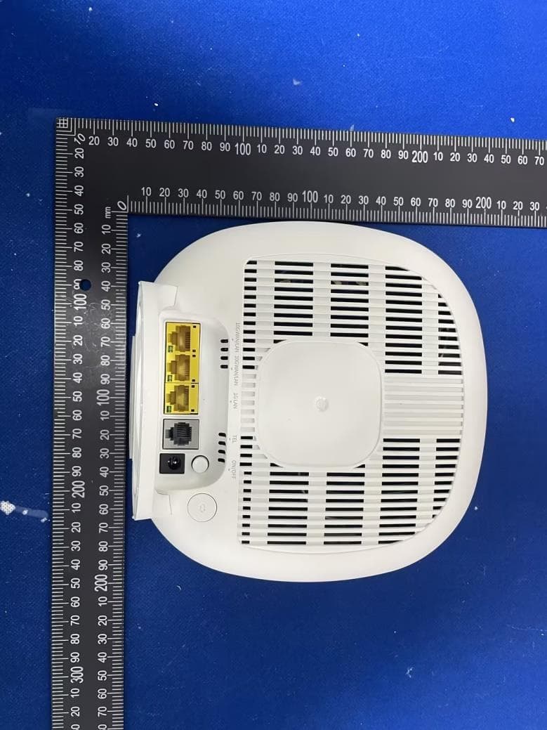 Tri-Band AP Router - FCC ID 2AXXQHNR2306 - Humax Networks, INC (3)