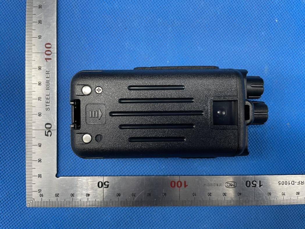Two Way Radio - FCC ID 2AXYD-US068SFWD - Shenzhen Firward Technology Co.,Ltd (4)