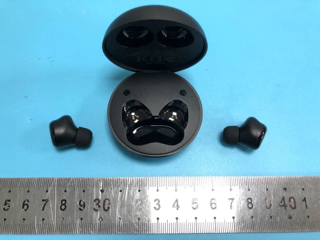 True Wireless Stero Earbuds - FCC ID 2AXYP-OEB-E11D-R - ORAIMO TECHNOLOGY LIMITED (2)