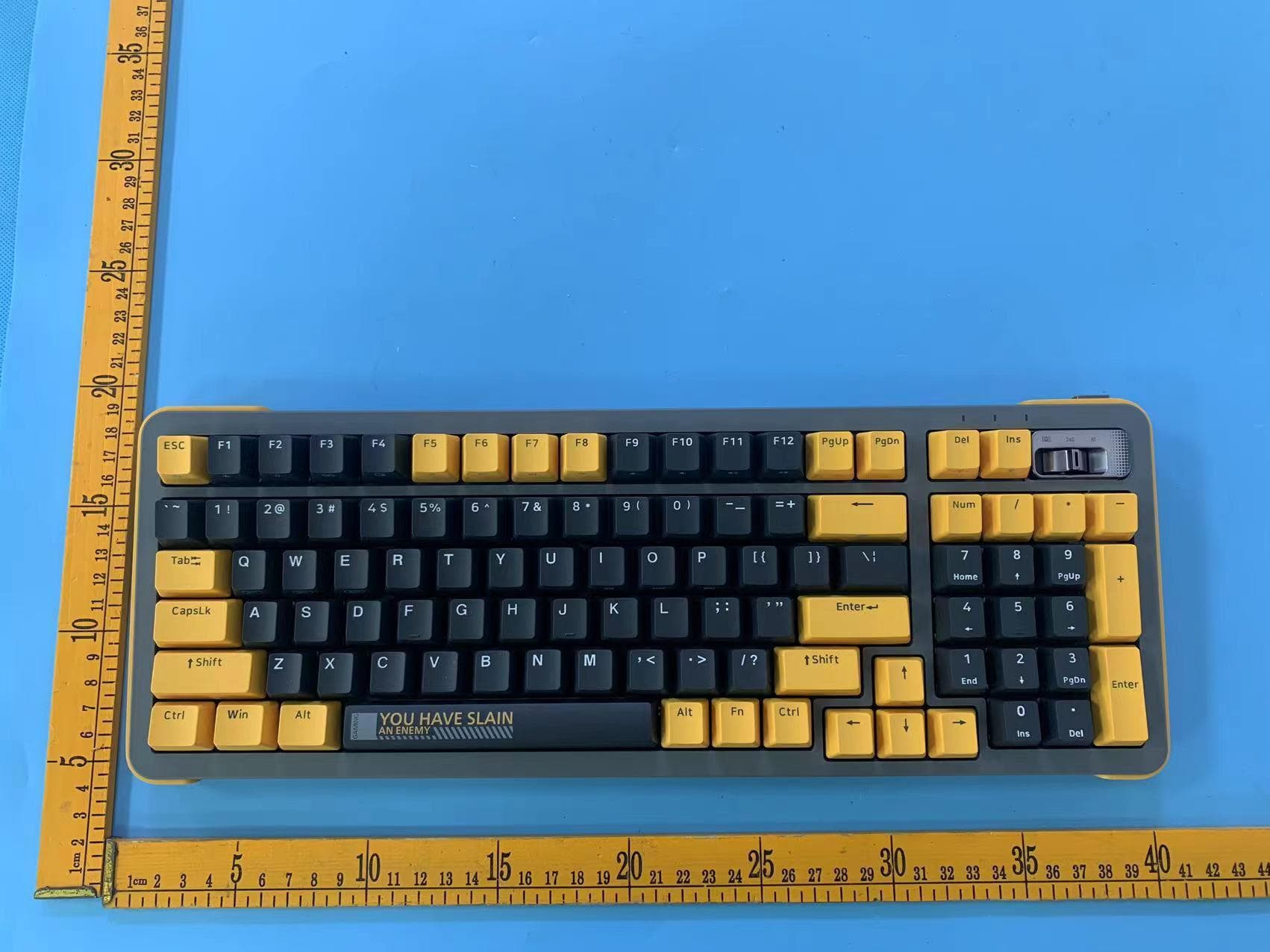 Mechanical keyboard - FCC ID 2AXYZ-Y98 - ROYCHE Co.,Ltd (4)