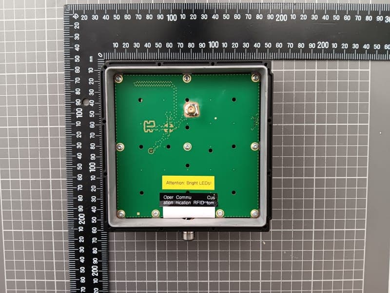 RFID reader - FCC ID 2AXZAIUR1F720 - PepperlFuchs SE (1)