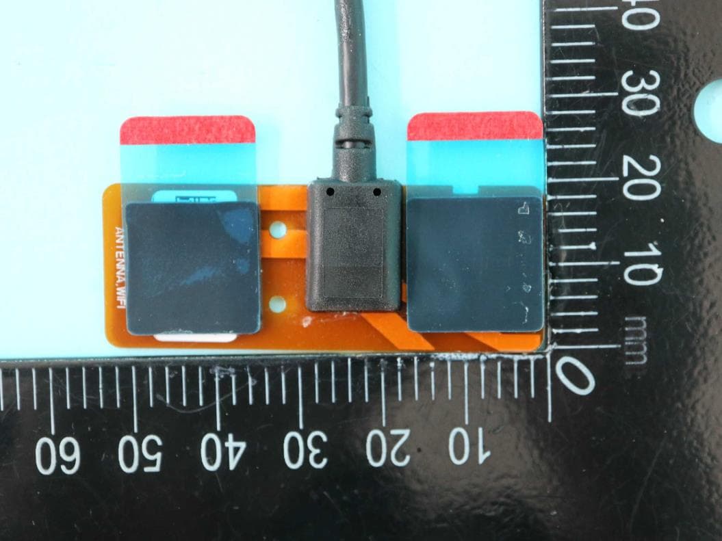 Telematics Control Unit - FCC ID 2AXZJ-CTX0710W3 - Lucid USA, Inc (4)