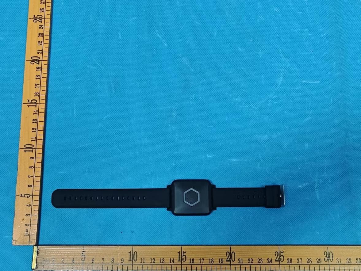 HE02 SOS Button - FCC ID 2AXZL-HE02 - KKM Company Limited (2)