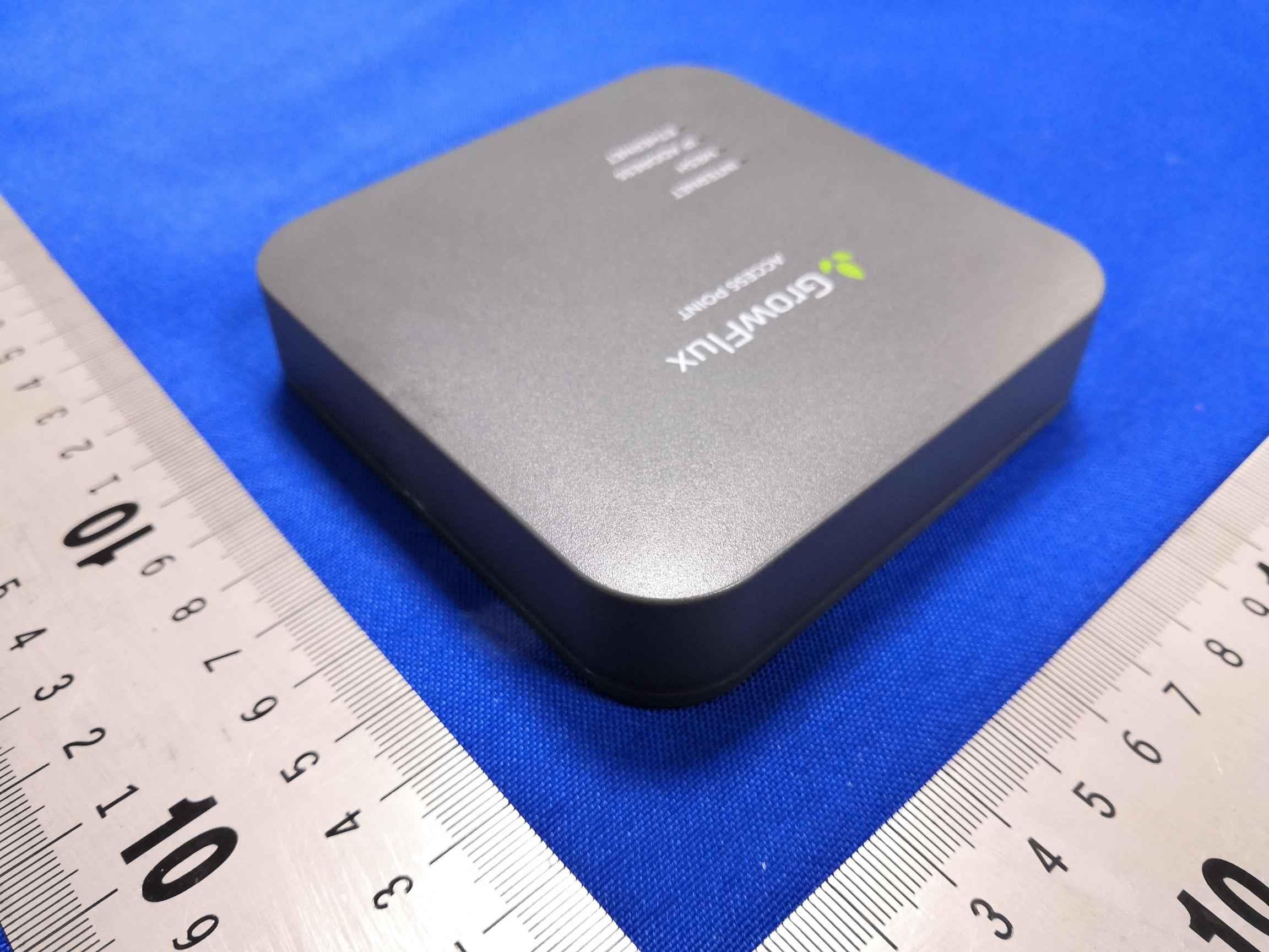 WIRELESS ACCESS POINT - FCC ID 2AY2C-APNA01 - GrowFlux, Inc. (2)