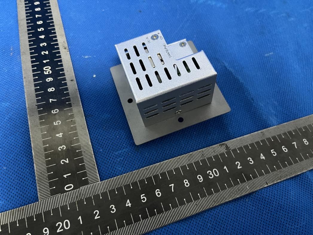 2 inputs by 2 outputs Analogue and Bluetooth to Dante Converter - FCC ID 2AY2P-DA11ABL - Blustream PTY LTD (4)
