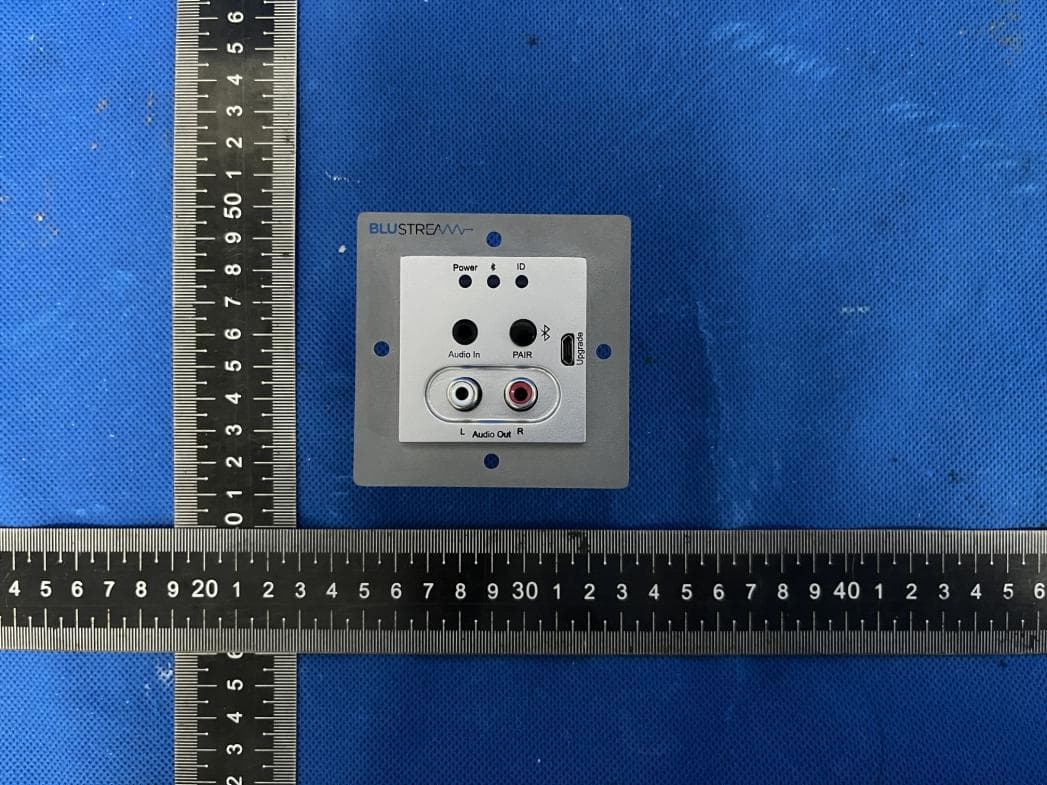 2 inputs by 2 outputs Analogue and Bluetooth to Dante Converter - FCC ID 2AY2P-DA11ABL - Blustream PTY LTD (3)