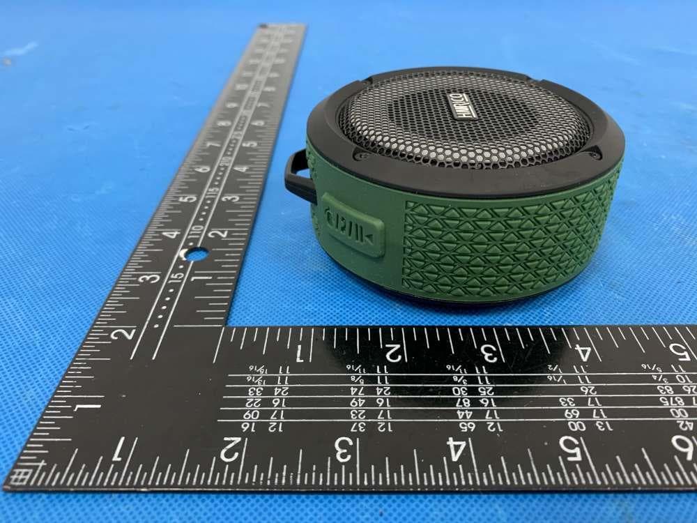 Waterproof Bluetooth Speaker - FCC ID 2AY2UEN-C6PLUS - Shenzhen hanruike Technology Co., Ltd (4)