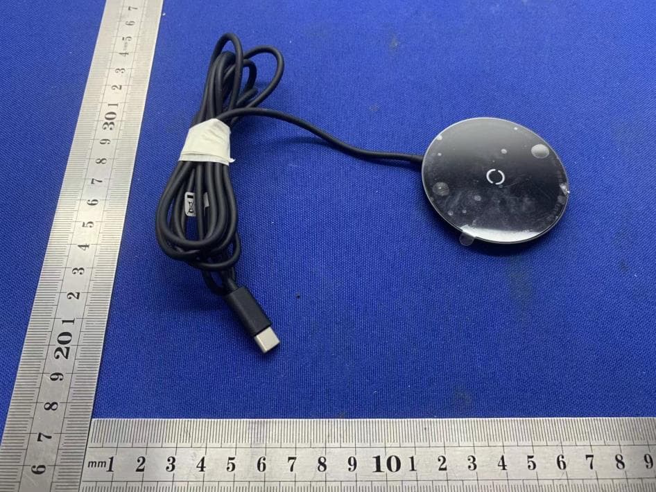 Baseus Simple Mini Magnetic Wireless Charger - FCC ID 2AY37-BS-W522 - Shenzhen Times Innovation Technology Co., Ltd (2)