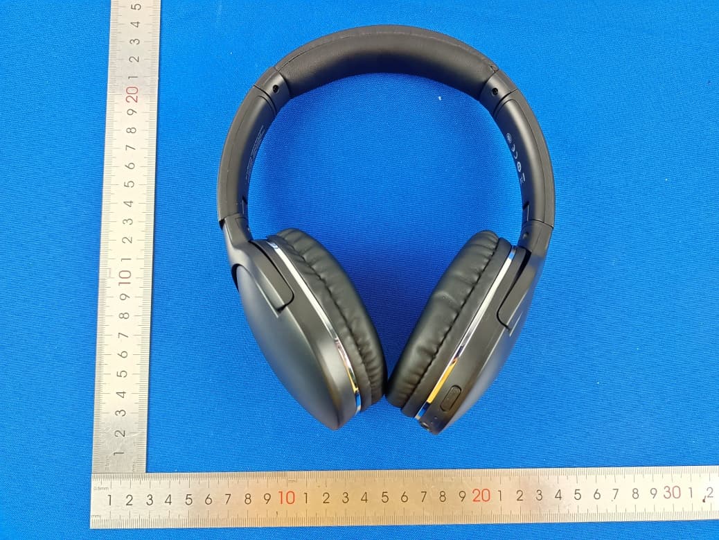 Baseus Encok Wireless Headphone - FCC ID 2AY37-D02PRO - Shenzhen Times Innovation Technology Co., Ltd (2)
