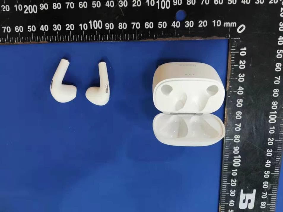 Baseus True Wireless Earphones - FCC ID 2AY37-E8 - Shenzhen Times Innovation Technology Co., Ltd (3)