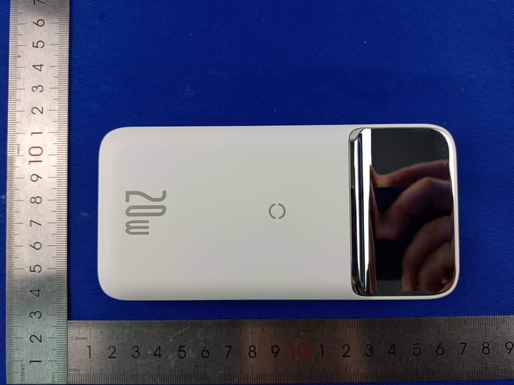 Power Bank - FCC ID 2AY37-PPCXW10 - Shenzhen Times Innovation Technology Co., Ltd (2)