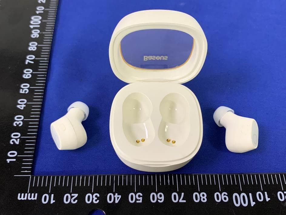 Baseus True Wireless Earphones - FCC ID 2AY37-WM02 - Shenzhen Times Innovation Technology Co., Ltd (3)