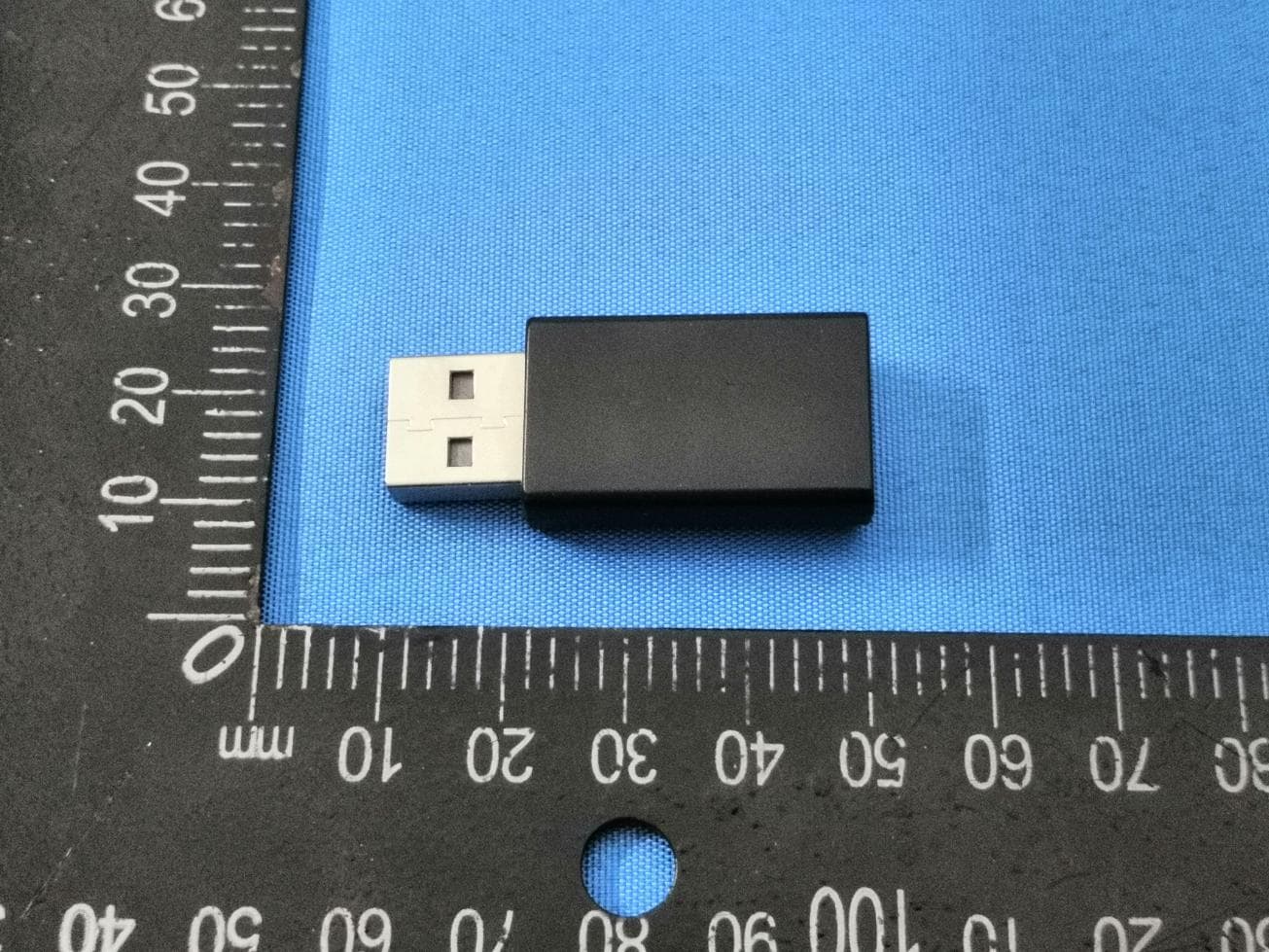 Bluetooth Audio Transmitter - FCC ID 2AY39WT-04 - Reiyin Technology co.,Limited