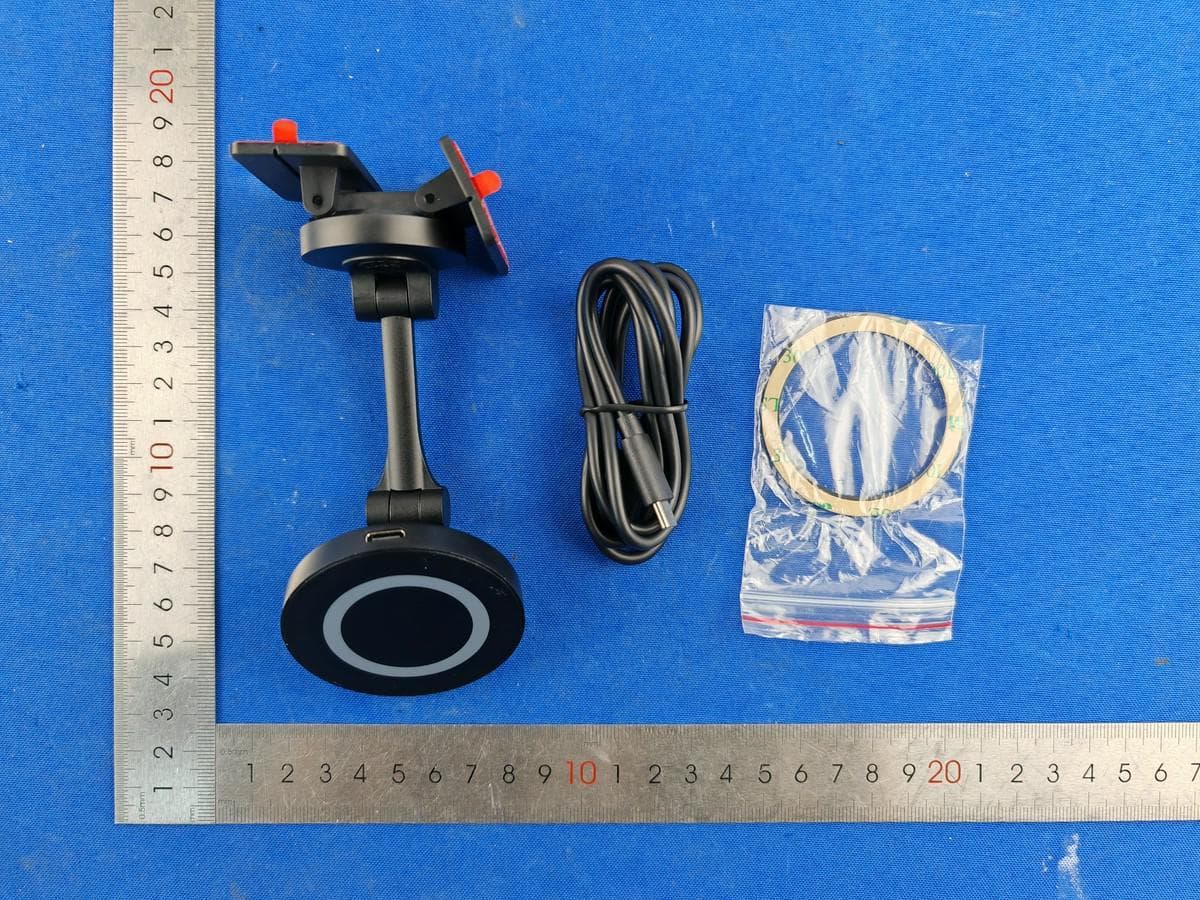 Magnetic Wireless Car Charger - FCC ID 2AY3K-YFW-W011-B - Shenzhen Yongfengwang Technology Co., LTD