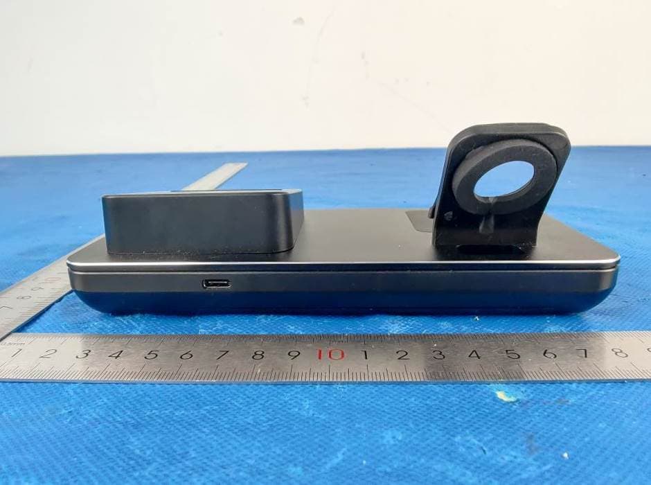 3 in 1 wireless charging stand - FCC ID 2AY3K-YFWW002 - Shenzhen Yongfengwang Technology Co., LTD (4)