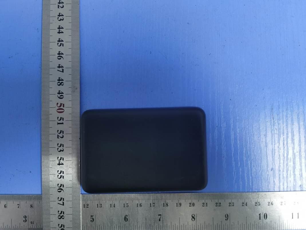 Magnetic Wireless Power Bank - FCC ID 2AY3MW11 - Shenzhen Qianwen Electronics Co., Ltd. (2)