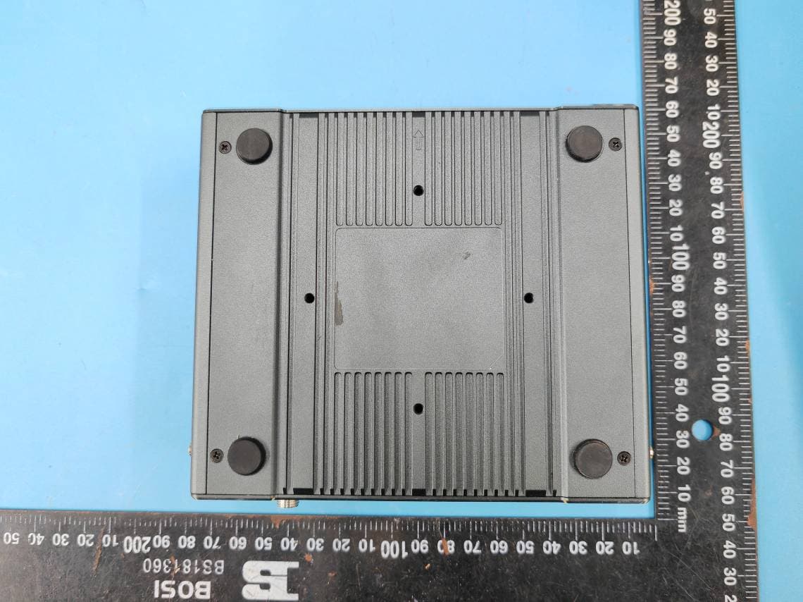 Industrial PC - FCC ID 2AY4C-GIX01 - Shenzhen Jiteng Network Technology Co.,Ltd. (2)