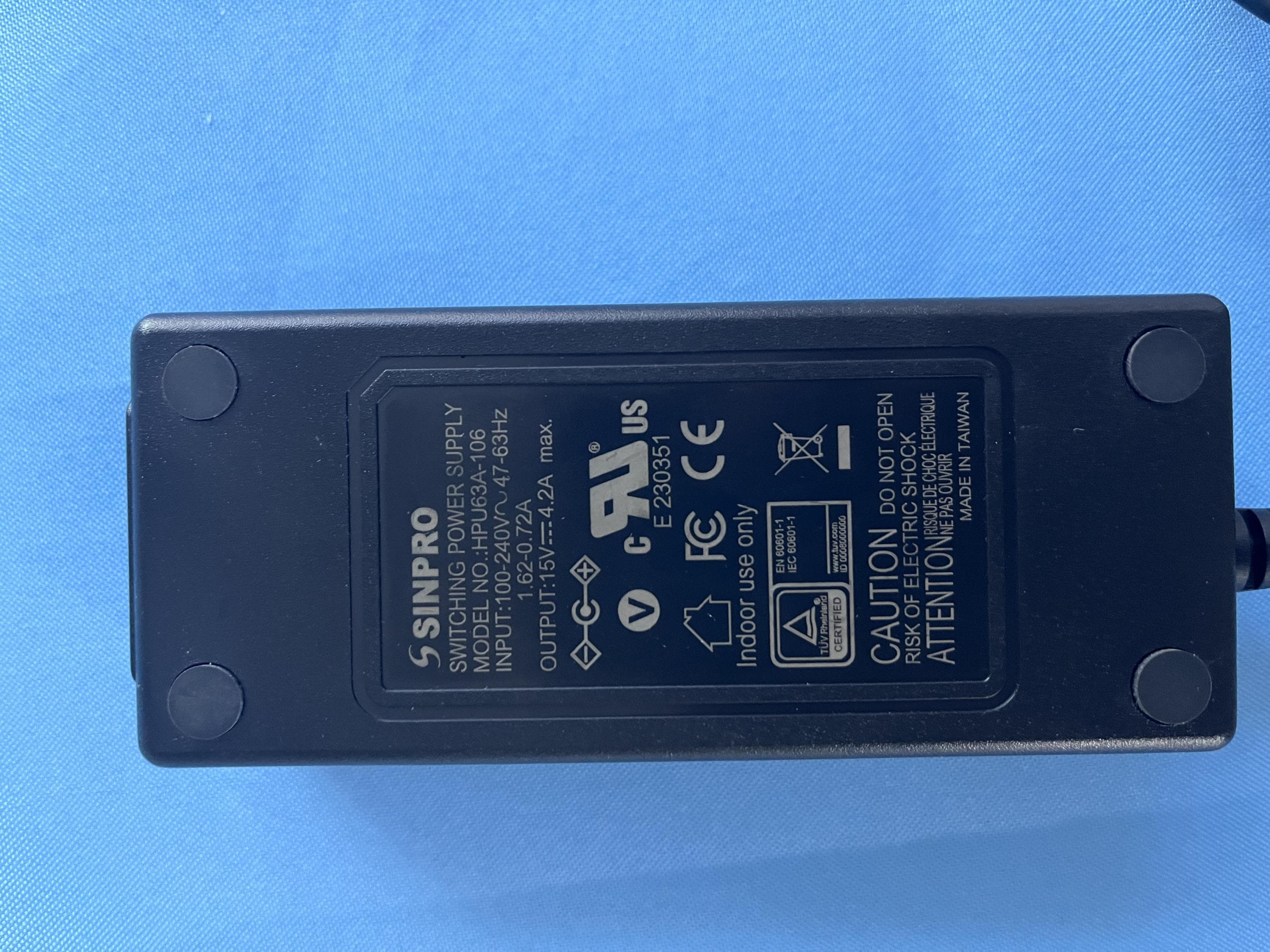 Digital Video Monitor DVM-D1 - FCC ID 2AY4E-DVMD - Hunan Vathin Medical Instrument Co., Ltd. (2)