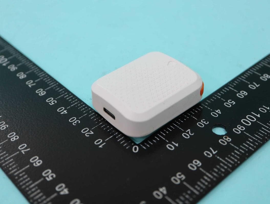 Tack GPS Location Tracker - FCC ID 2AY4J-TK20 - Tack One Private Limited (4)