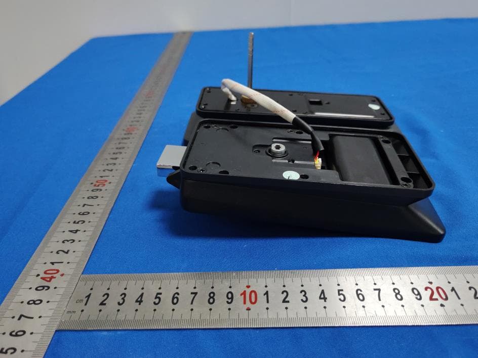 Smart Door Lock - FCC ID 2AY4Q-R01 - Guangzhou LightSource Electronics Limited
