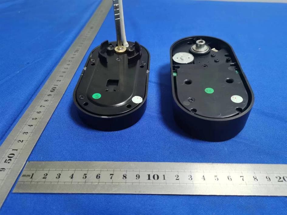 Smart Door Lock - FCC ID 2AY4Q-T13 - Guangzhou LightSource Electronics Limited