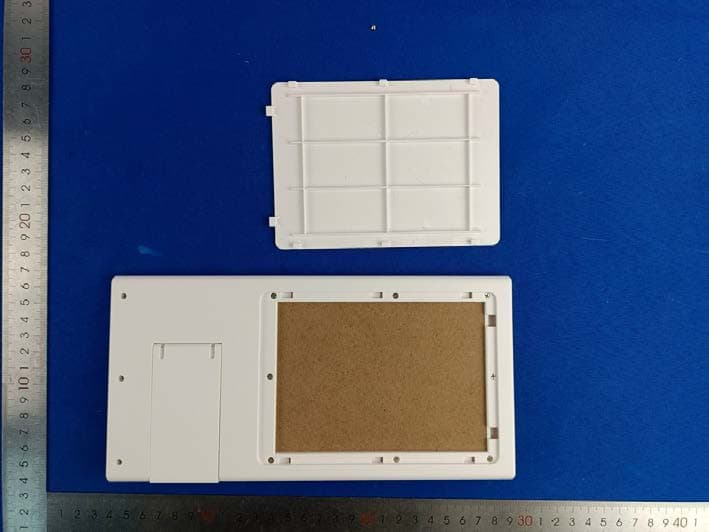 3 in 1 Wireless Charging Frame - FCC ID 2AY4Z-SR-WC3N1 - Prime Brands Group, Inc.