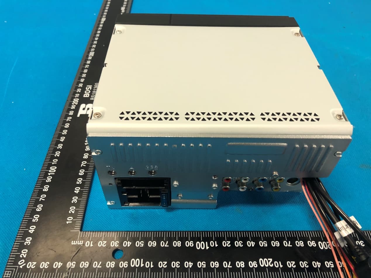Multimedia Car Player - FCC ID 2AY55-VRCPAA70MW - Shenzhen Soling Industrial Co.,Ltd (3)