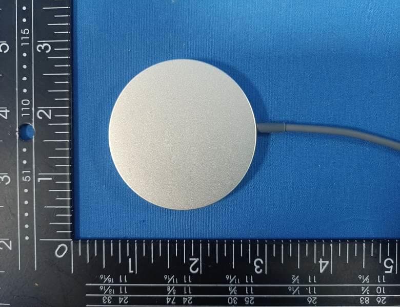 Magnetic wireless charger - FCC ID 2AY5D-E6 - Shenzhen USV Technology Co.,Ltd