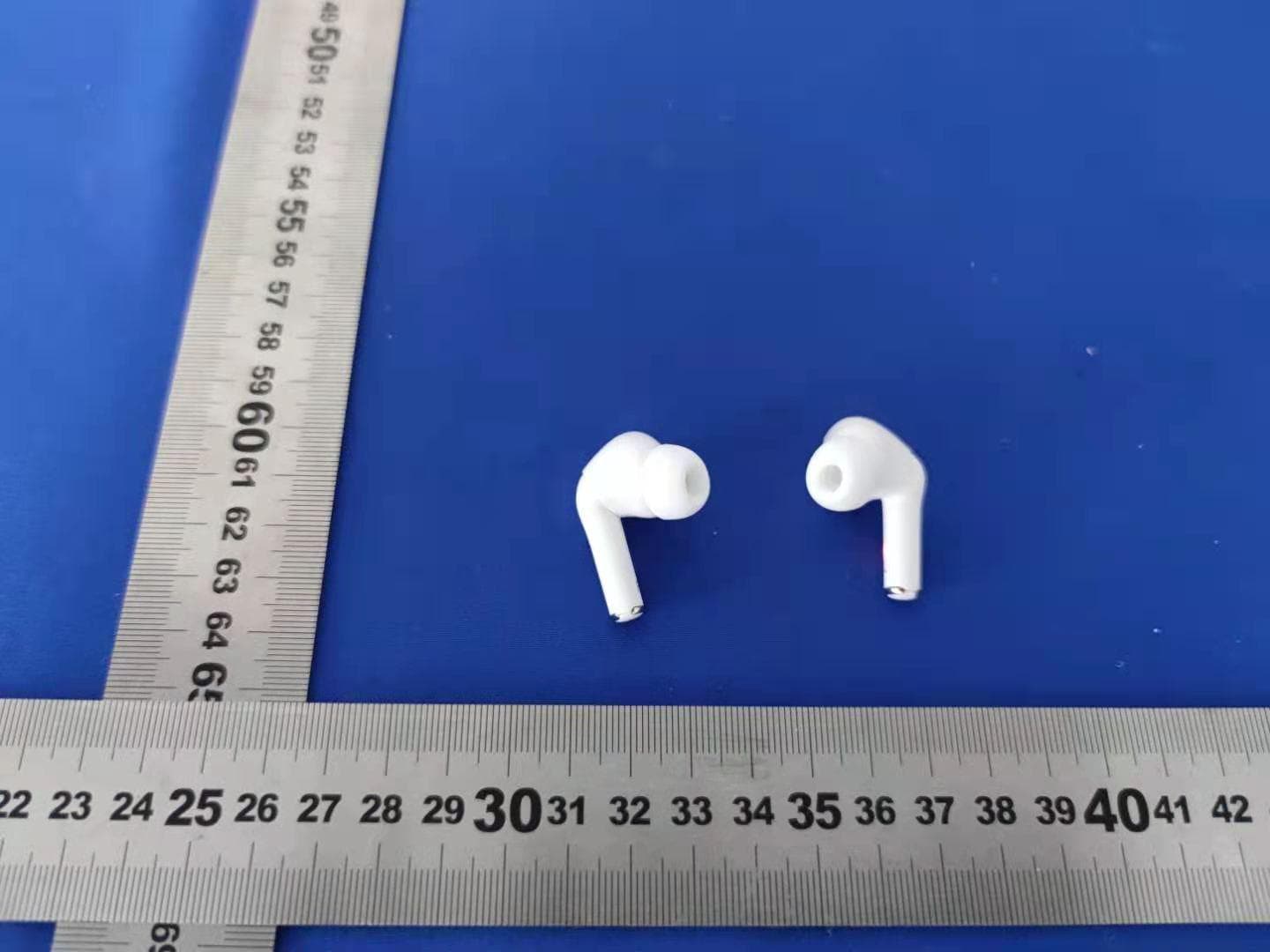TWS bluetooth headset - FCC ID 2AY5R-BR-01 - Shenzhen northywit Technology Co. Ltd. (3)