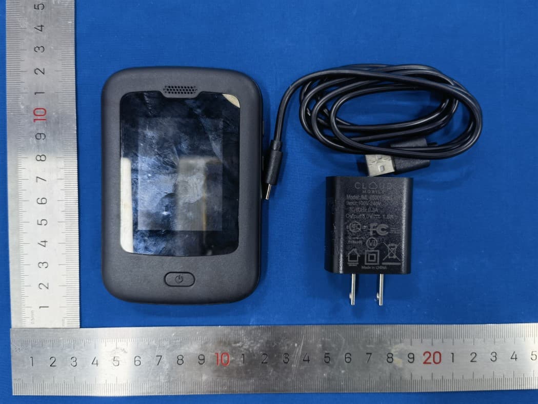MIFI - FCC ID 2AY6A-M2 - Cloud Mobile Holdings,LLC