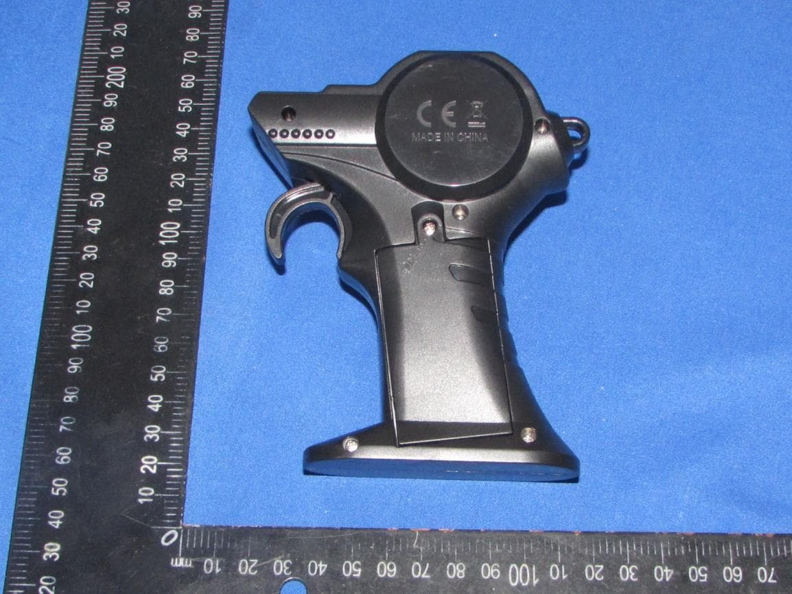 Remote Control Car - FCC ID 2AY7W9525 - ZHENYE TOYS FACTORY (2)