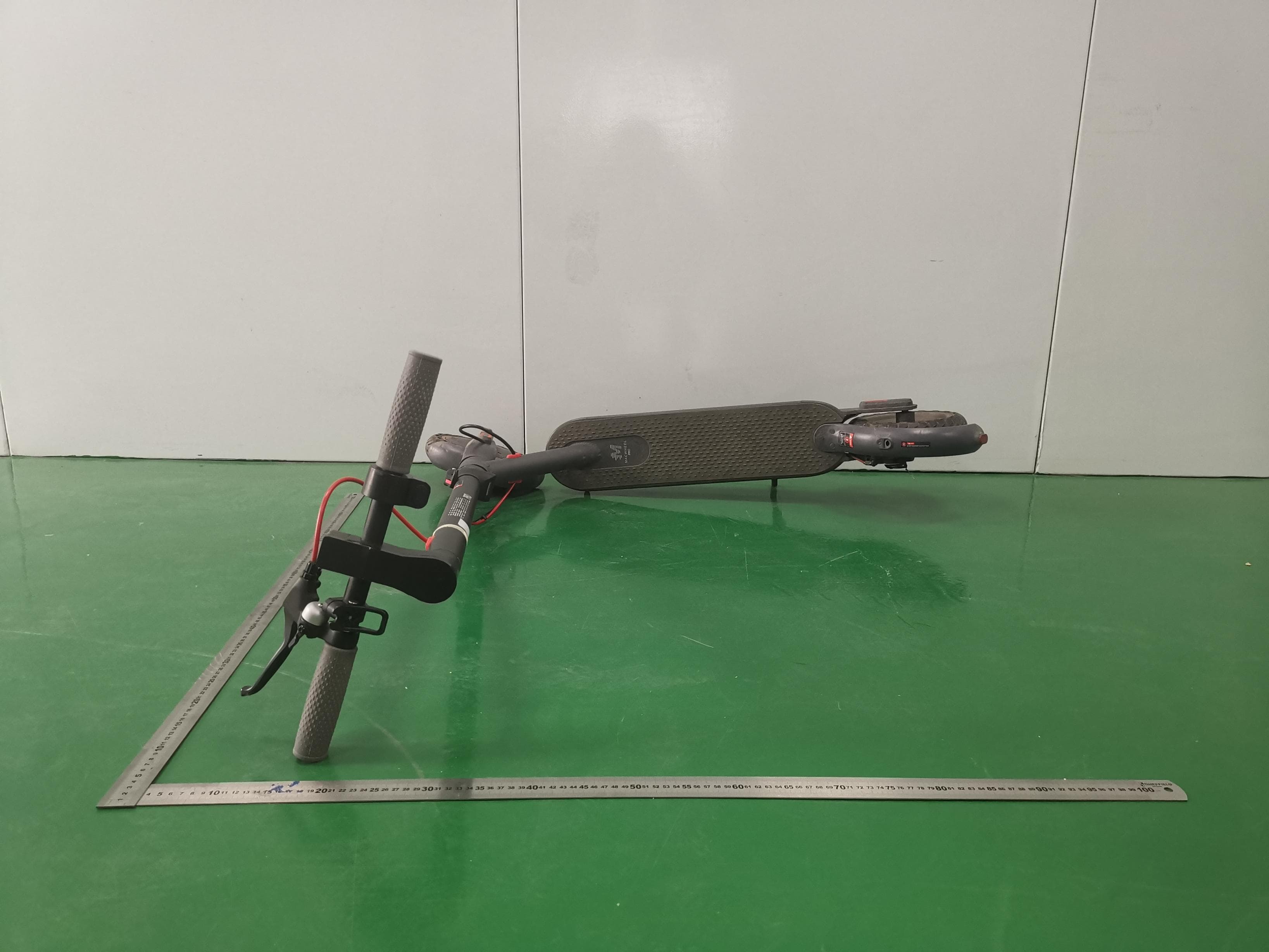 Electric Scooter - FCC ID 2AYA4-MXPRO - Shenzhen Aukeyhi Technology Co.,Ltd (2)