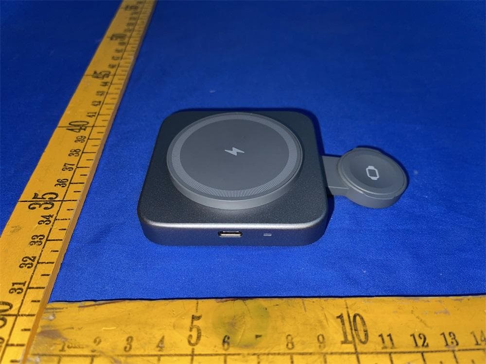 T15 2 in 1 Foldable Magnetic Wireless Charger Stand - FCC ID 2AYA5-T15 - Shenzhen ICHECKEY Technology Co.,Ltd. (2)
