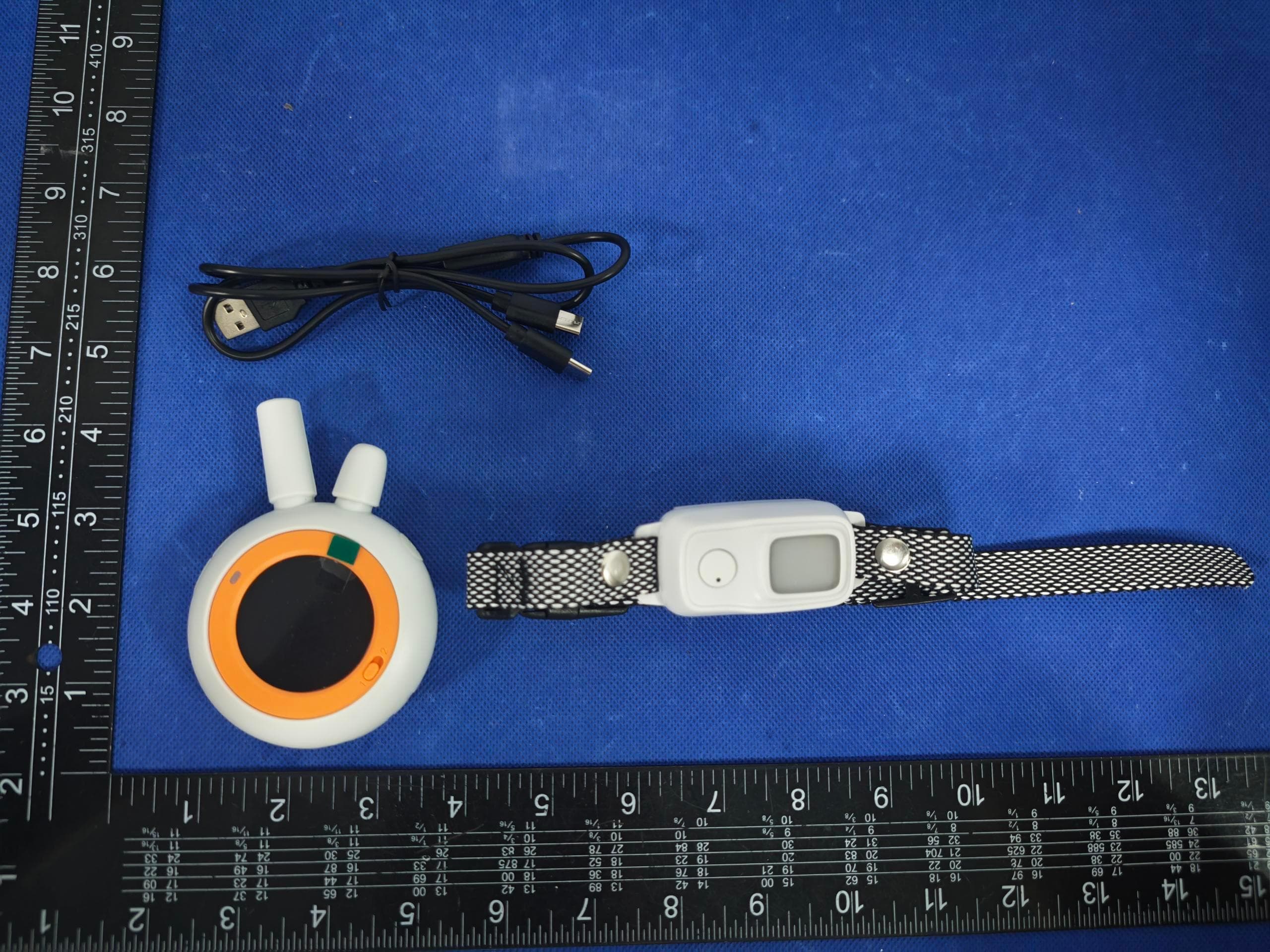 Dog Training Collar - FCC ID 2AYAF-VS10 - Shenzhen Smartpet Technology Co., Ltd.