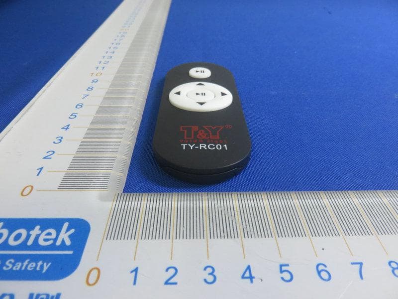 Wireless Remote Controller - FCC ID 2AYAS-TYRC01 - Zhengzhou Taiying Video Equipment Co., Ltd. (3)