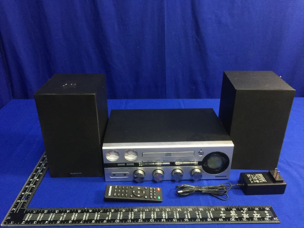 3-Piece CD Shelf system with Digital PLL FM Stereo Radio and Bluetooth Wireless Technology - FCC ID 2AYB7696137 - SOLAR BRIGHT INDUSTRIAL LIMITED (4)