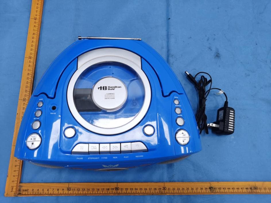Vivitar Bluetooth Boombox Speaker - FCC ID 2AYB769636S - SOLAR BRIGHT INDUSTRIAL LIMITED (3)