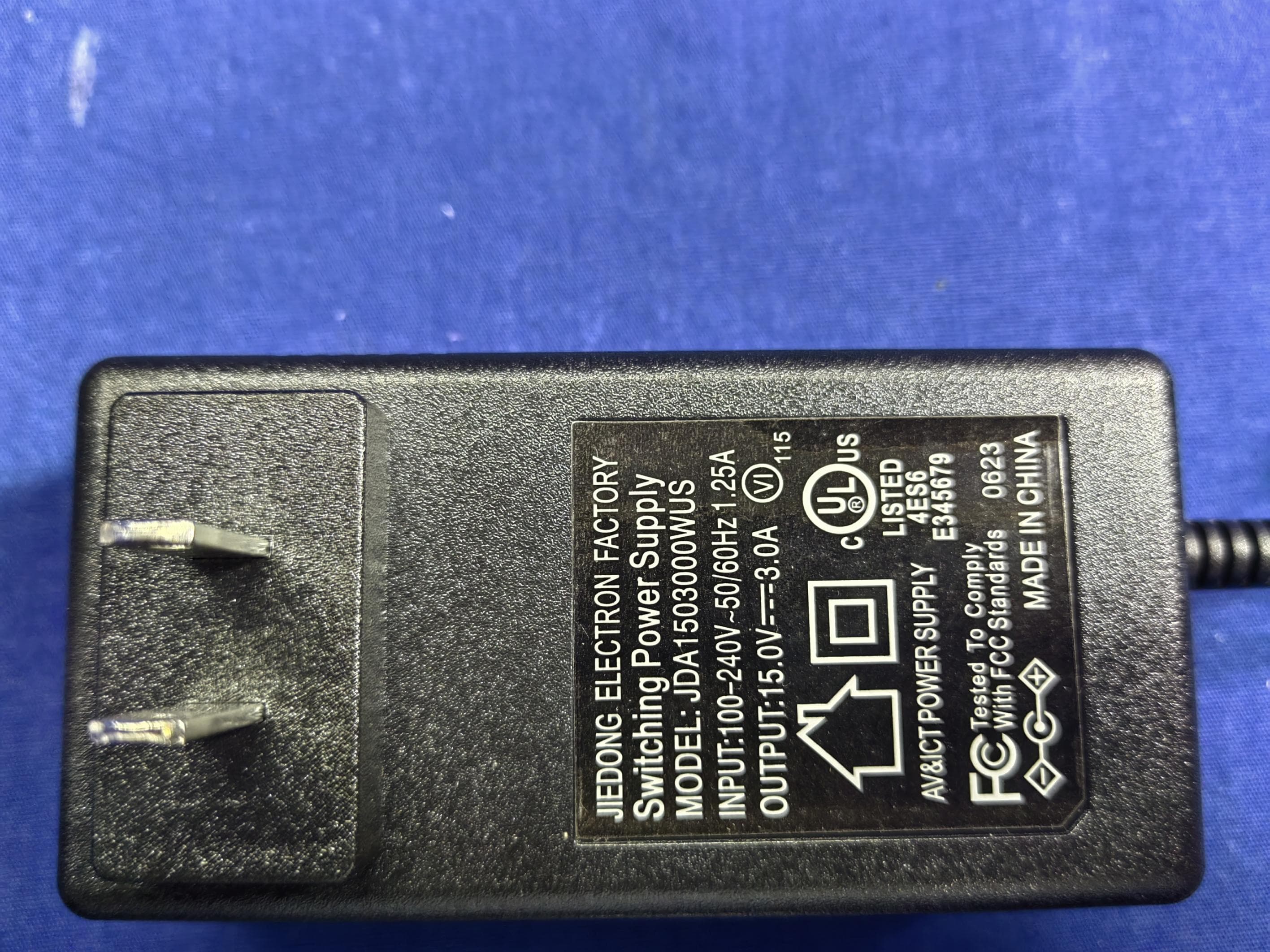 DESKTOP CD SYSTEM - FCC ID 2AYB7696MET8233 - SOLAR BRIGHT INDUSTRIAL LIMITED (2)