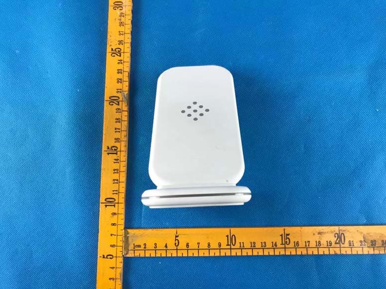 3-in-1 Wireless charging Station - FCC ID 2AYBP-F6 - Wingo Times Shenzhen Group Co.Ltd (3)