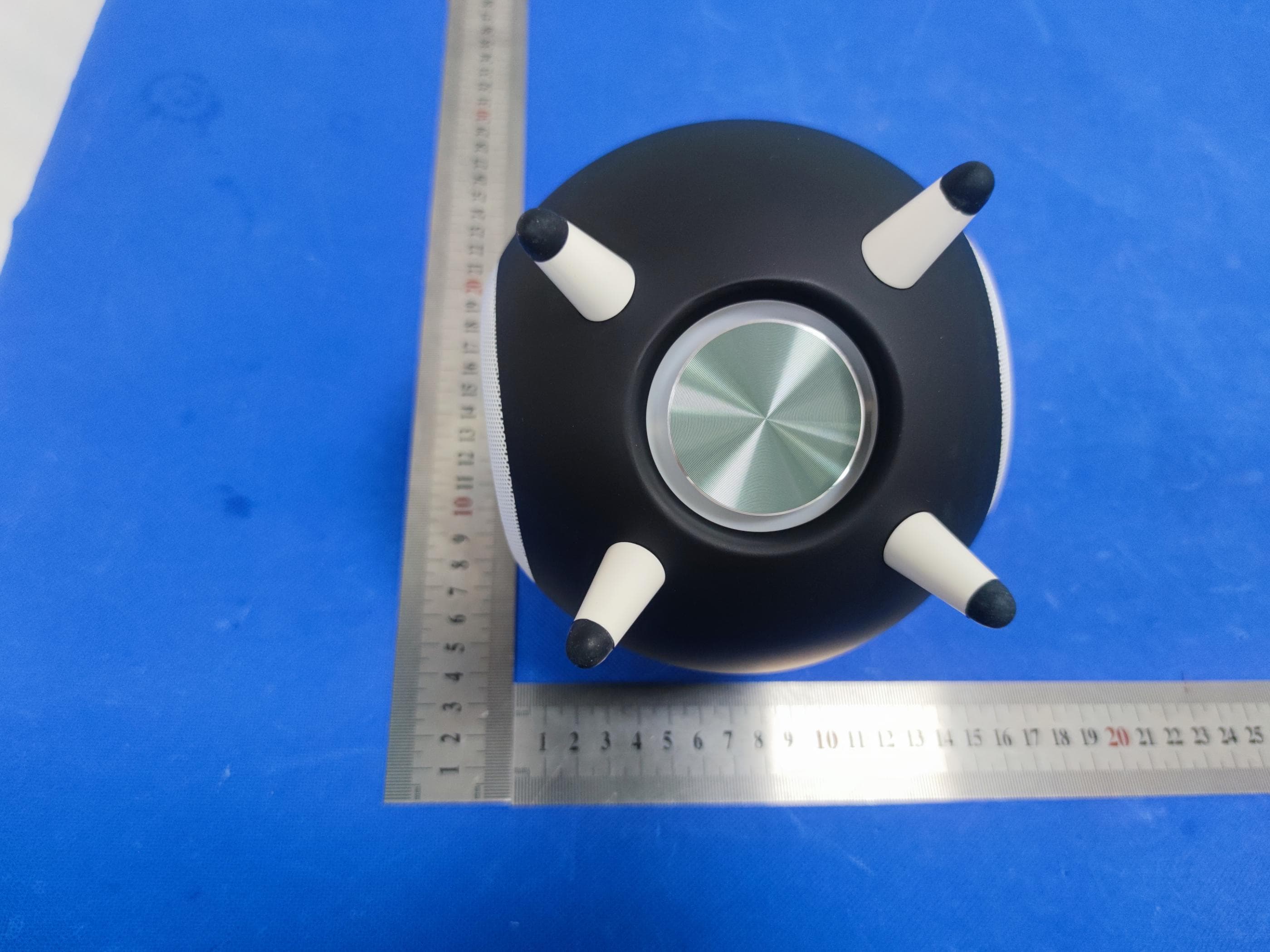 Intelligent Star Light Bluetooth Speaker - FCC ID 2AYBP-WGT-N01 - Wingo Times Shenzhen Group Co.Ltd (4)