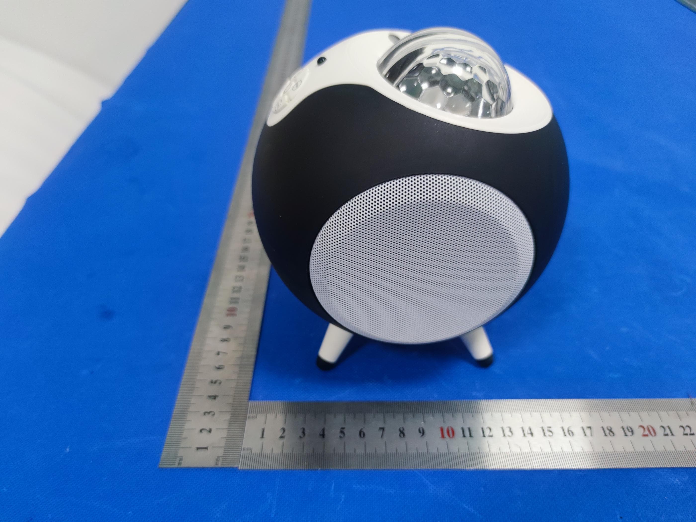 Intelligent Star Light Bluetooth Speaker - FCC ID 2AYBP-WGT-N01 - Wingo Times Shenzhen Group Co.Ltd (5)