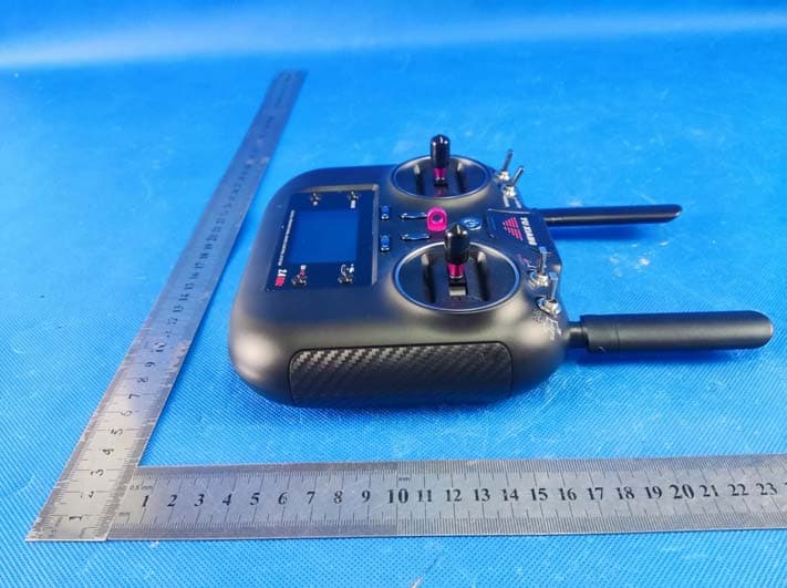 RC Black Hawk Simulator Helicopter - FCC ID 2AYCZ-F09S - Shenzhen Yuxiang Zhixun Technology Co., Ltd (5)