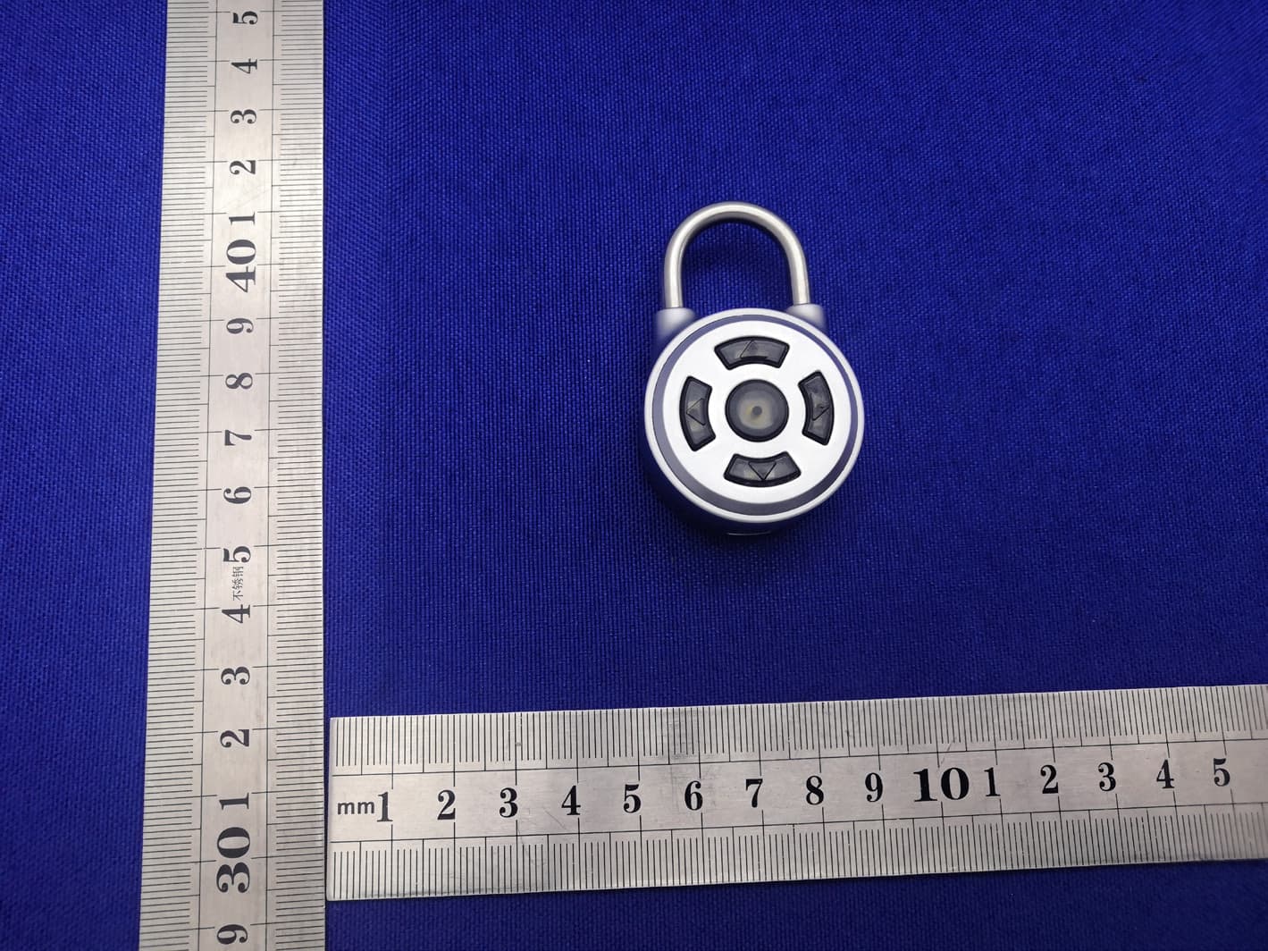SMART PASSWORD PADLOCK - FCC ID 2AYEI-PL-M1L - Wenzhou Boshi Electric Technology Co,Ltd. (2)