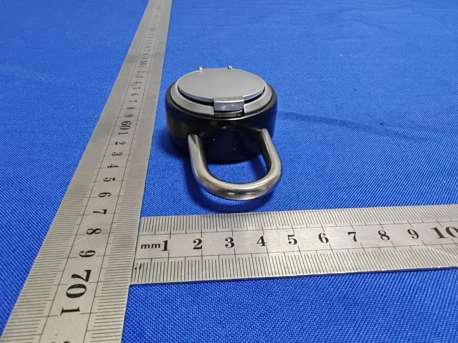 Smart fingerprint padlock - FCC ID 2AYEIPL-P3Z-TY - Wenzhou Boshi Electric Technology Co,Ltd.