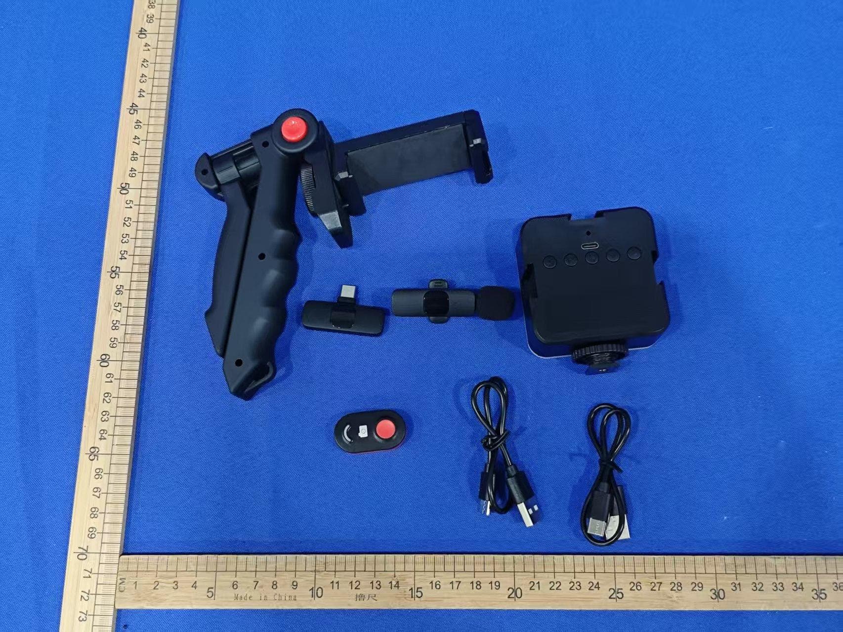 Microphone - FCC ID 2AYFN-MIC - ZHEJIANG R&H INDUSTRY AND TRADE CO., LTD.