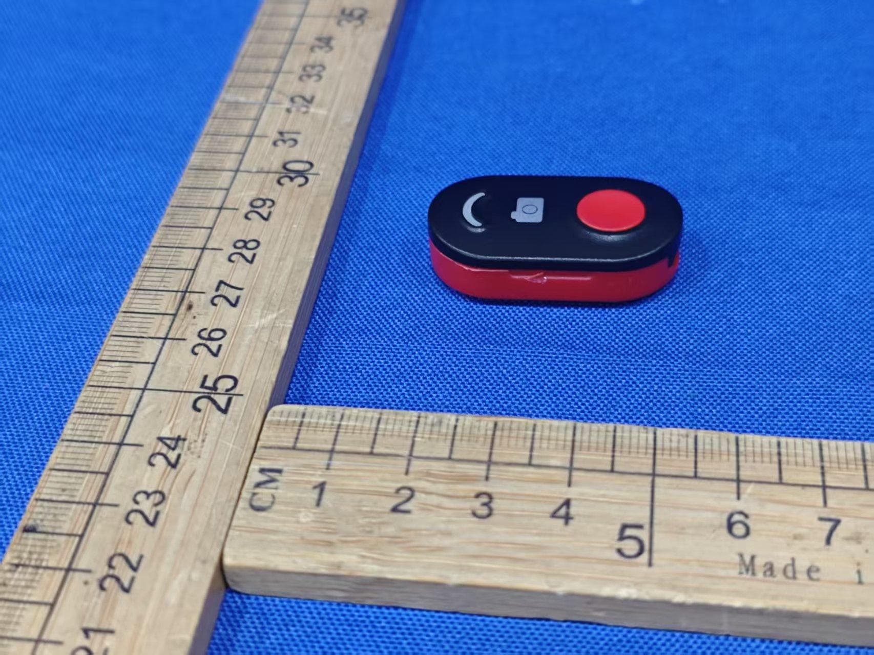 Bluetooth Remote - FCC ID 2AYFN-RMT - ZHEJIANG R&H INDUSTRY AND TRADE CO., LTD. (2)