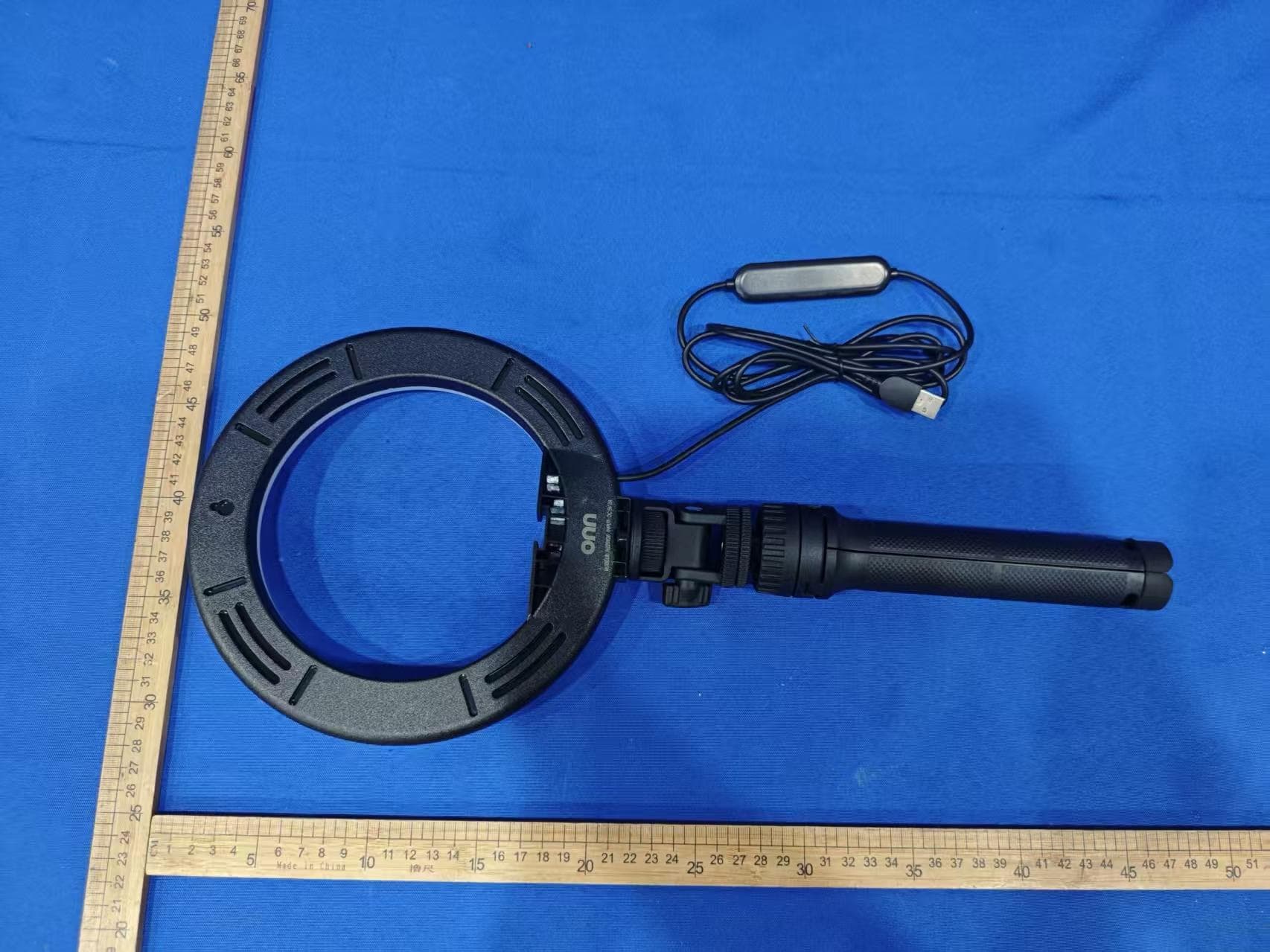 Bluetooth Remote - FCC ID 2AYFN-RMT - ZHEJIANG R&H INDUSTRY AND TRADE CO., LTD. (5)